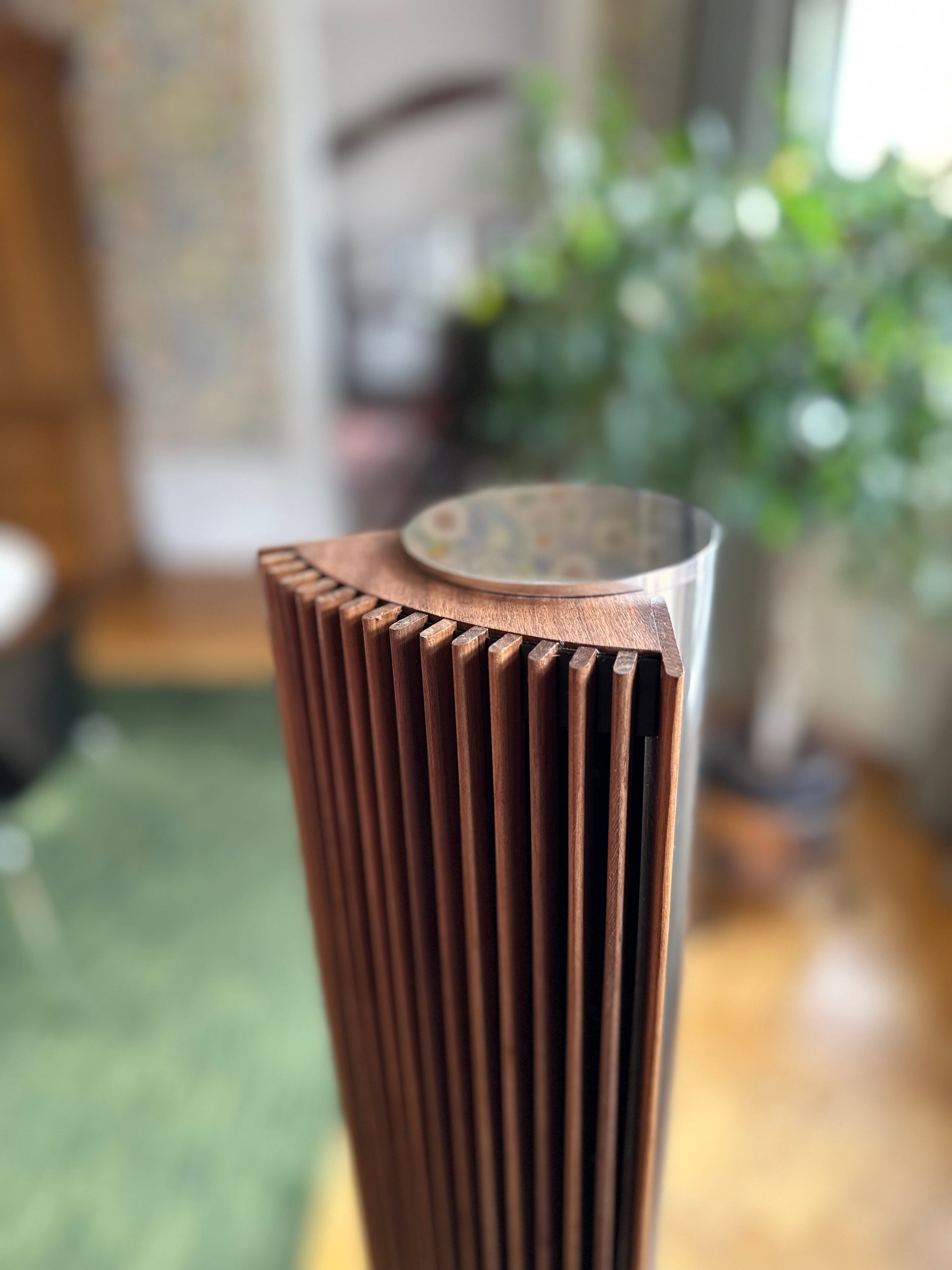 Pair of Wooden fronts to Beolab 8000 – SpeakerSuits Pair of Wooden fronts to Beolab 8000 – SpeakerSuits